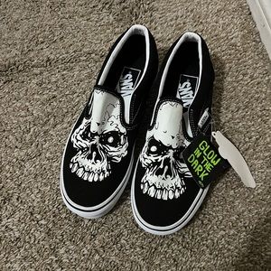 Vans slip on shoes size US Men 5.5